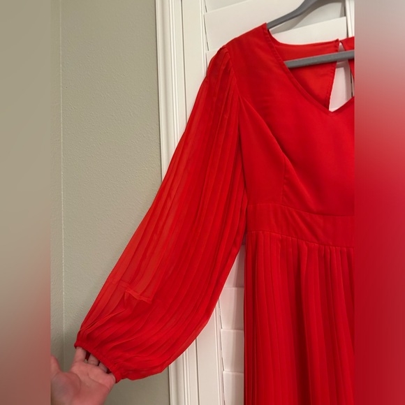 Jessica Simpson Red Pleated Long Sleeve Dress - Picture 5 of 11